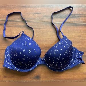 New Victoria’s Secret Bra, 36B. Dark royal blue. Metallic silver moons/stars 💫